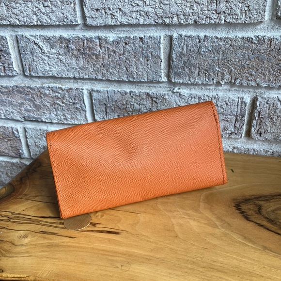 Tory Burch Orange Sunglasses Case - Picture 4 of 6